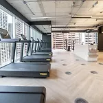 Award-Winning One-Bedroom Suite At Telus Sky